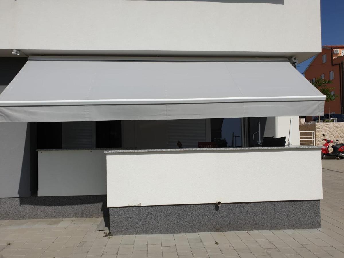Apartman Dodo 1 Novalja Eksteriør billede